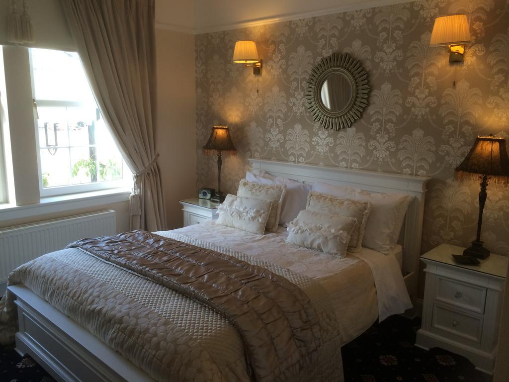 Aaran Lodge Guest House เอดินบะระ ภายนอก รูปภาพ