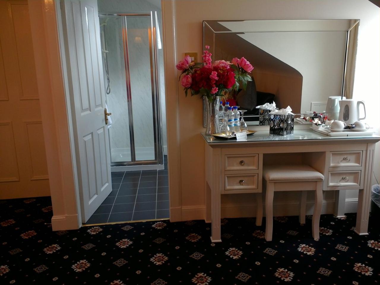 Aaran Lodge Guest House เอดินบะระ ภายนอก รูปภาพ