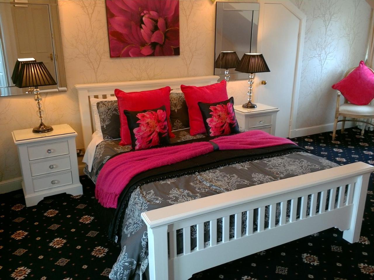 Aaran Lodge Guest House เอดินบะระ ภายนอก รูปภาพ