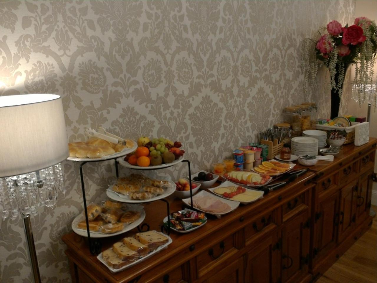 Aaran Lodge Guest House เอดินบะระ ภายนอก รูปภาพ